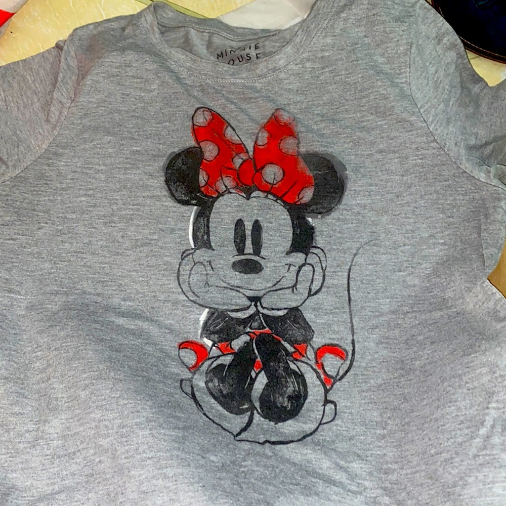 Minnie Mouse shirt